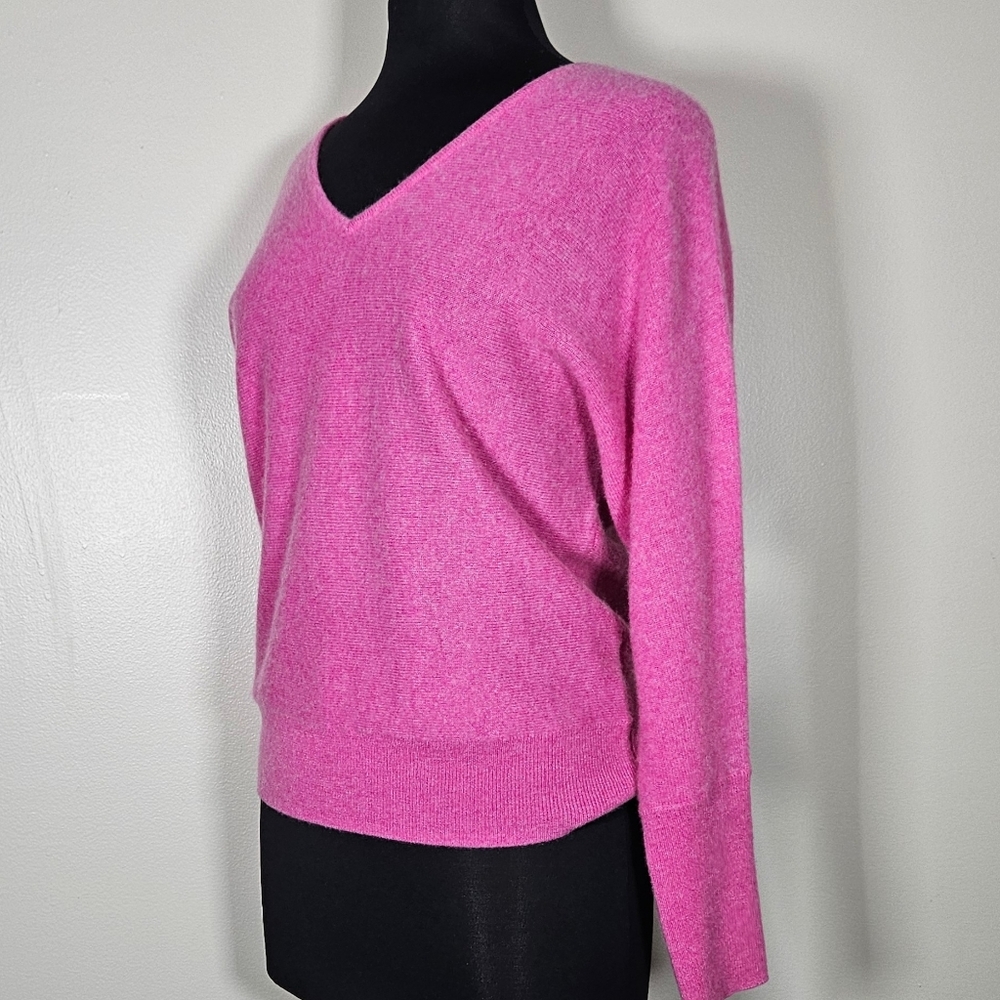 Tahari 2ply Cashmere Heathered V Neck Sweater M